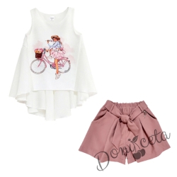 Летен комплект от туника в бяло с момиче с колело и къси панталони в пепел от рози
