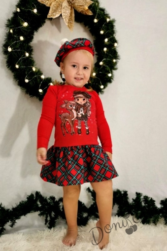 Коледна детска рокля с картинка на момиче с дълъг ръкав и с барета в каре