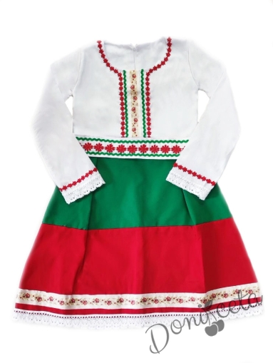 Детска народна носия 72-сукман в бяло, зелено и червено  с фолклорни етно мотиви 
