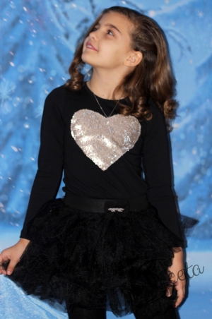Детска блуза с дълъг ръкав в черно със сърце от пайети в златисто