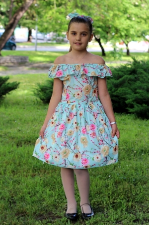 Summer children's dress in turquoise with flowers