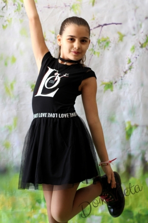 Модерна детска рокля в черно с надписи