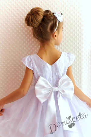 Официална детска рокля в бяло Златина от дантела и тюл за шаферка или кръщене с голяма панделка 278БТ