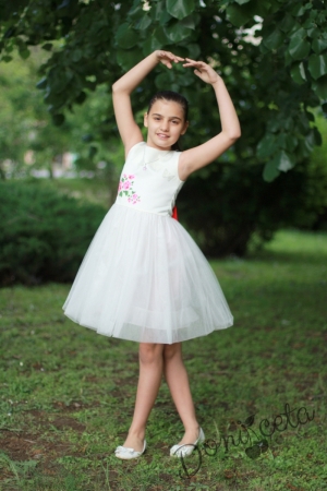 Official children's dress with red roses 