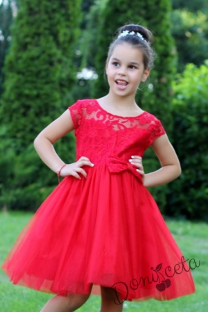 Официална детска рокля Чудомира с къс ръкав в червено от дантела и тюл 