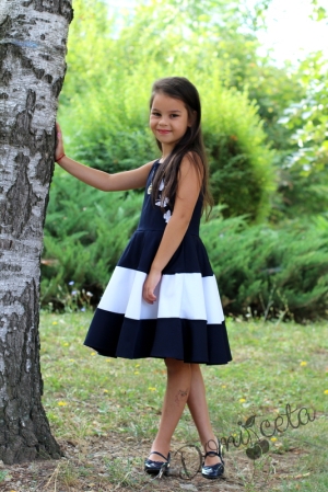 Официална детска рокля в тъмносиньо с 3D пеперуди тип клош в бяло Оля 12