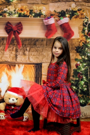 Коледна детска рокля за момиче в каре  в червено и тъмносиньо