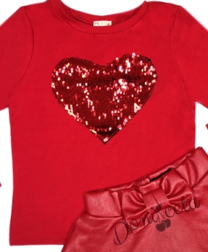Комплект от кожена пола и блузка със сърце от пайети в червено