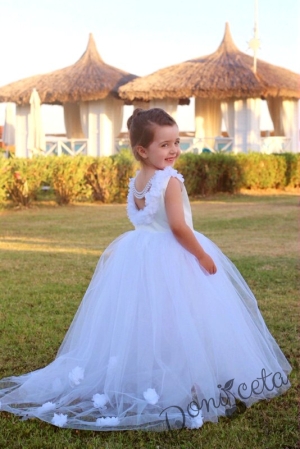 Официална детска дълга рокля  в бяло с шлейф  и 3D розички Алла