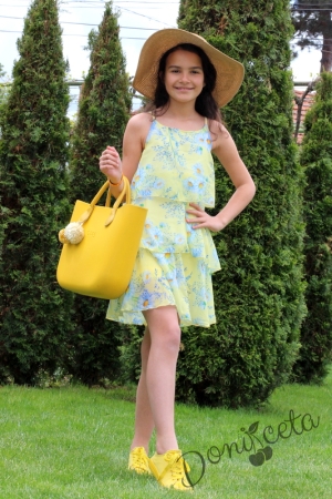 Детска лятна рокля без ръкав на воали в жълто на цветя с тънки презрамки 664694 7