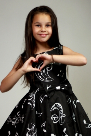 Официална детска рокля в черно с ноти тип клош Симона 17