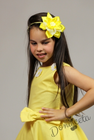 Официална или ежедневна детска рокля в жълто тип клош с цветчета Кери 11