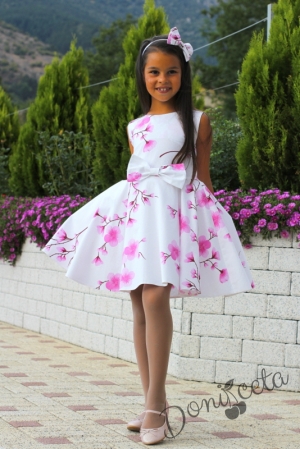 Детска рокля в бяло на нежни розови цветя/орхидеи тип клош Розалинда 8