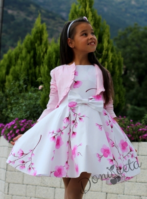 Детска рокля в бяло на нежни розови цветя тип клош Розалинда с болеро в розово 9