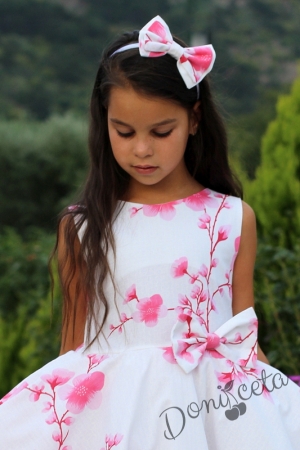 Официална детска рокля в бяло на цветя/орхидеи в прасковено тип клош Патриция 1
