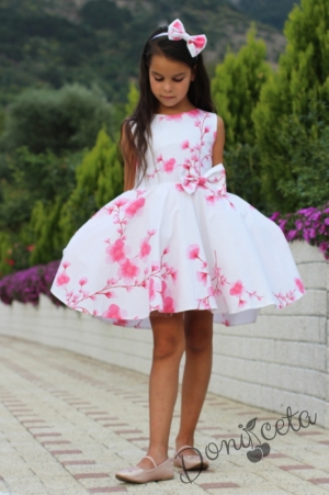 Официална детска рокля в бяло на цветя/орхидеи в прасковено тип клош Патриция 3