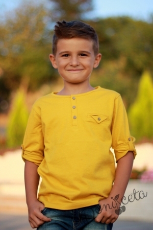 Детска блуза с дълъг ръкав за момче в цвят горчица
