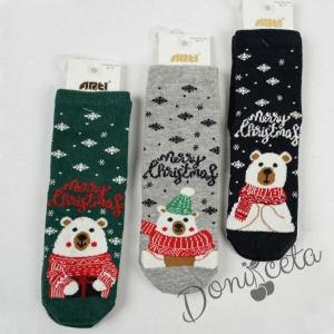 Коледни детски чорапи в сиво с меченце