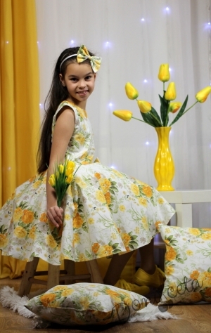 Официална детска рокличка за пролетта