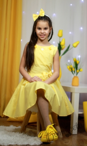 Детска рокля в жълто клош с бяло болеро 5