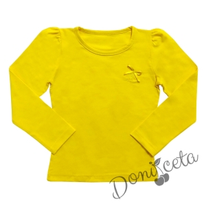Детска блуза с дълъг ръкав в жълто