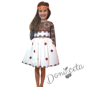 Детска рокля в екрю с фолклорни/етно мотиви тип народна носия с косичник подарък