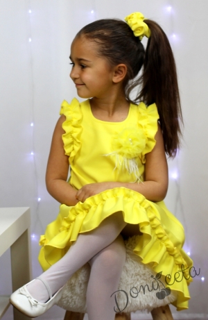 Официална или ежедневна детска рокля в жълто с къдрички 16