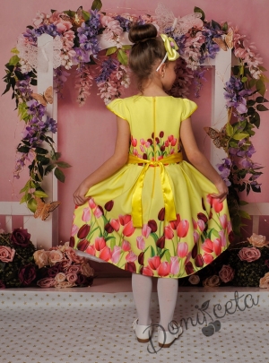 Празнична детска рокля в жълто с лалета