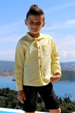 Комплект от детска риза с дълъг ръкав в жълто с джобче и къси дънки 7