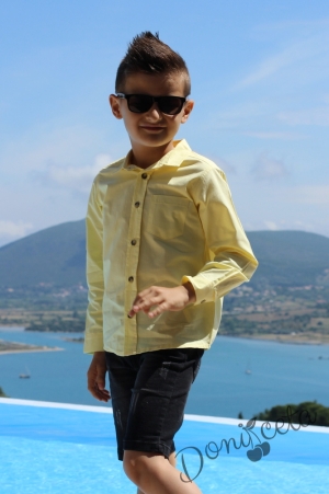 Комплект от детска риза с дълъг ръкав в жълто с джобче и къси дънки 8
