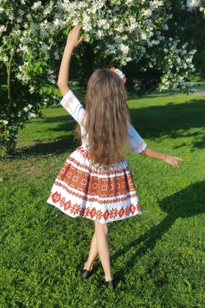 Детска рокля с фолклорни/етно мотиви тип народна носия 869239