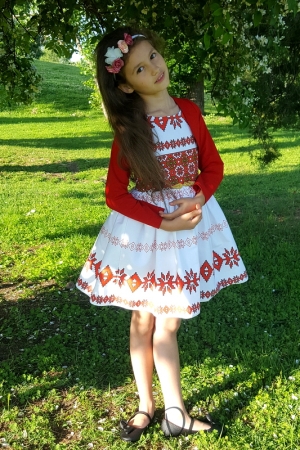 Детска рокля с фолклорни/етно мотиви тип народна носия с болеро в червено