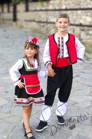 Детска народна носия 20- комплект от сукман с престилка с фолклорни/етно мотиви за момиче