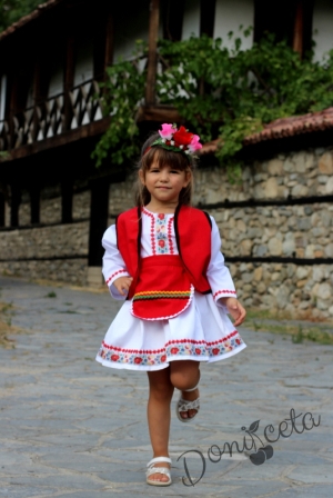 Детска народна носия 16-комплект пола, риза, елек и престилка с фолклорни/етно мотиви 