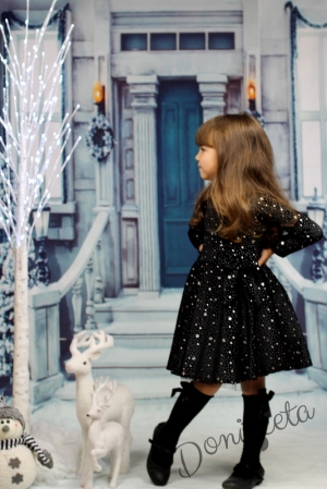 Детска рокля в черно с дълъг ръкав със звездички