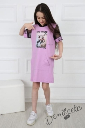 Детска рокля с къс ръкав и качулка в лилаво 4576334
