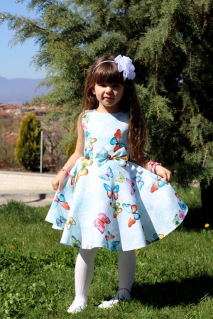 Детска рокля в тюркоаз/мента с пеперуди тип клош Мелиса 9
