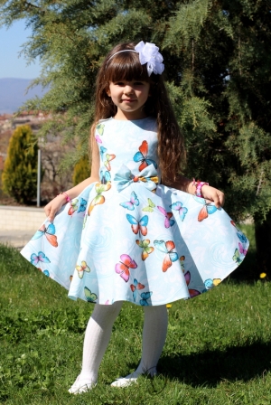 Детска рокля в тюркоаз/мента с пеперуди тип клош Мелиса 10