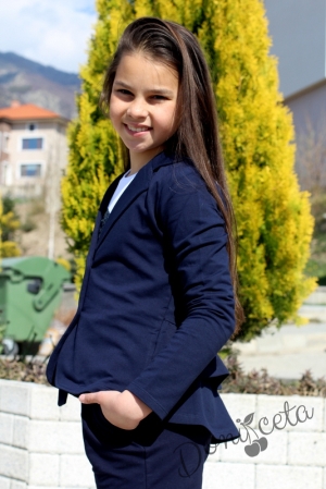Детски комплект за момиче от къси панталонки, сако в тъмносиньо и блуза с дълъг ръкав