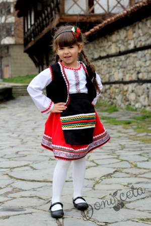 Детска народна носия 12-риза, пола, елек и престилка с фолклорни/етно мотиви 