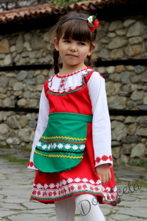 Детска народна носия 23-сукман, зелена престилка с фолклорни/етно мотиви и елек