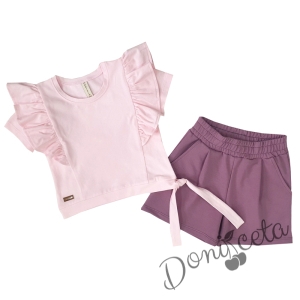 Летен комплект момиче от къси панталони в лилаво и тениска с къдрички 1