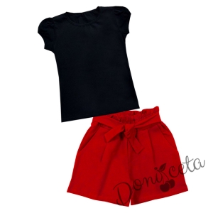 Детски комплект от къси панталонки в червено и тениска в черно за момиче 1