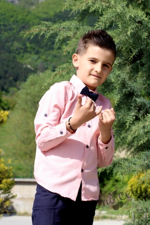 Детска риза за момче с дълъг ръкав в розово с папийонка на точки