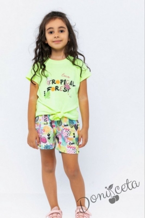 Комплект за момиче от тениска с надпис и къси панталонки с летни мотиви 1