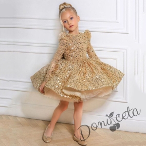 Официална детска рокля с дълъг ръкав в златисто с пайети с панделка за коса