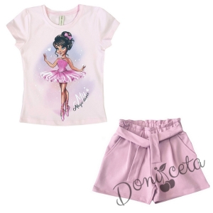 Летен комплект момиче от къси панталони в пудра и тениска в розово с балеринка 1
