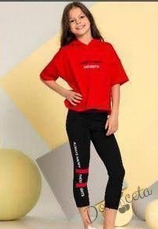 Комплект за момиче от тениска с качулка в червено и клин в черно 2