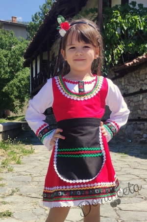 Детска носия 36-сукман и престилка в чер5но с фолклорни етно мотиви 9