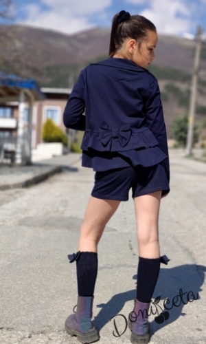 Детски комплект за момиче от къси панталони,сако в тъмносиньо и чорапи 1